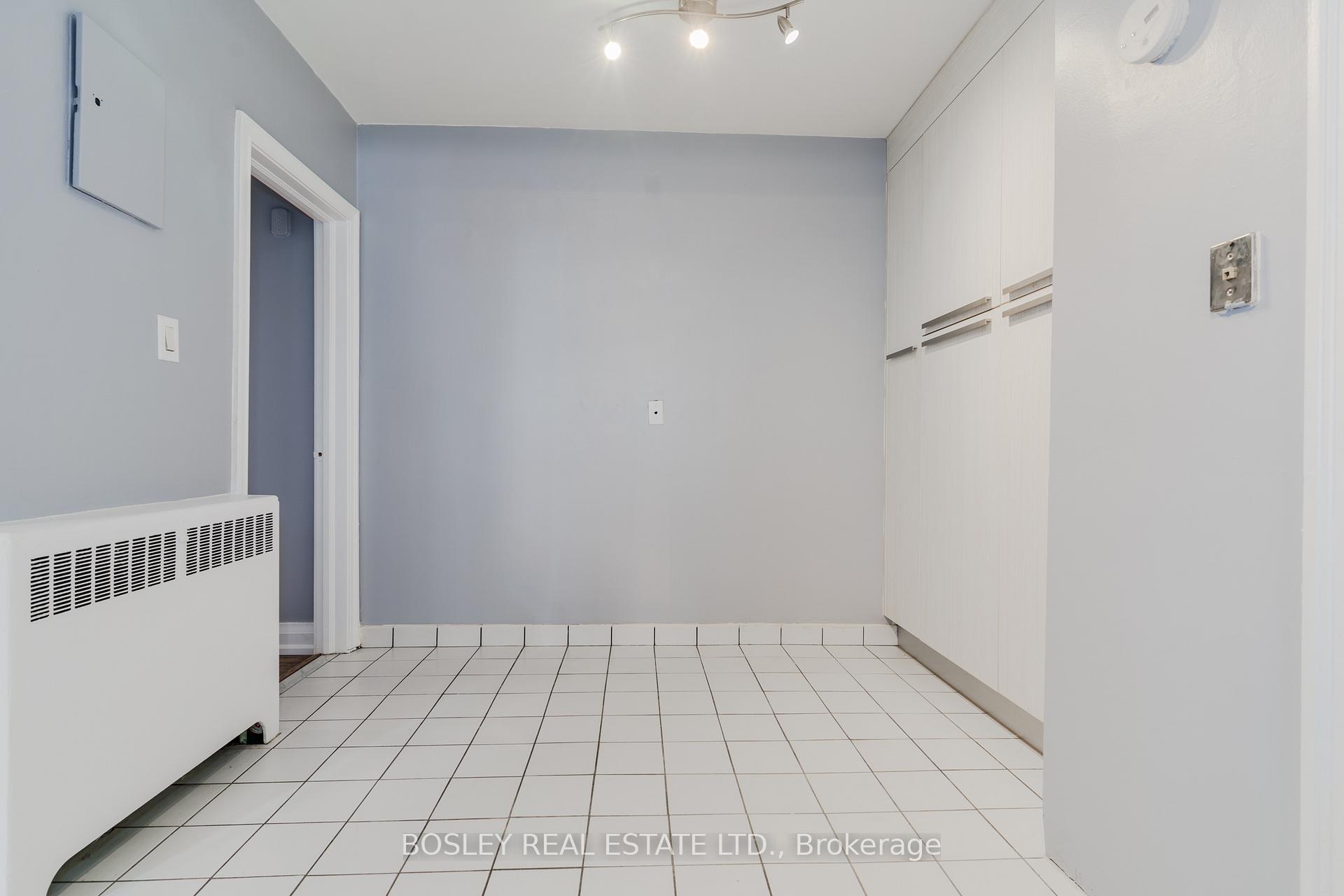 Photo 6 of Unit 2, 7 Warwick Avenue, Toronto, Humewood-Cedarvale — HOMEH