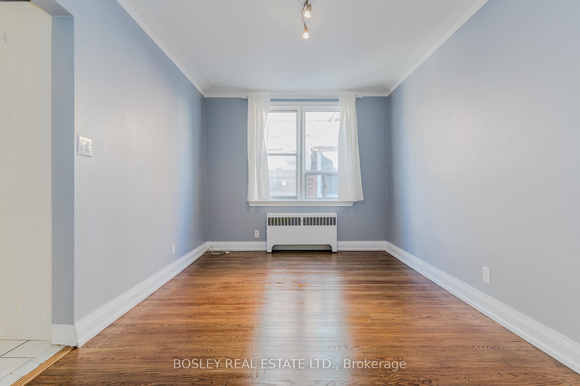 Photo 7 of Unit 2, 7 Warwick Avenue, Toronto, Humewood-Cedarvale — HOMEH