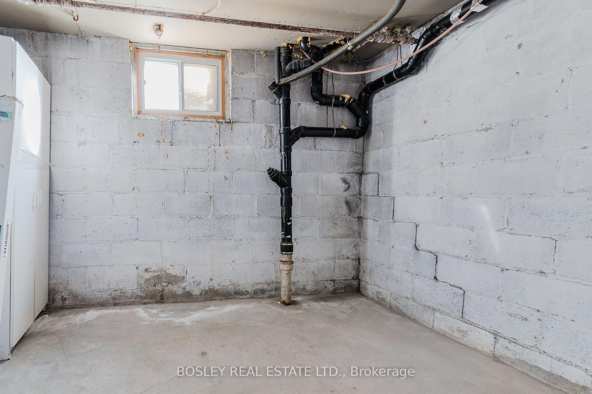 Photo 13 of Unit 2, 7 Warwick Avenue, Toronto, Humewood-Cedarvale — HOMEH