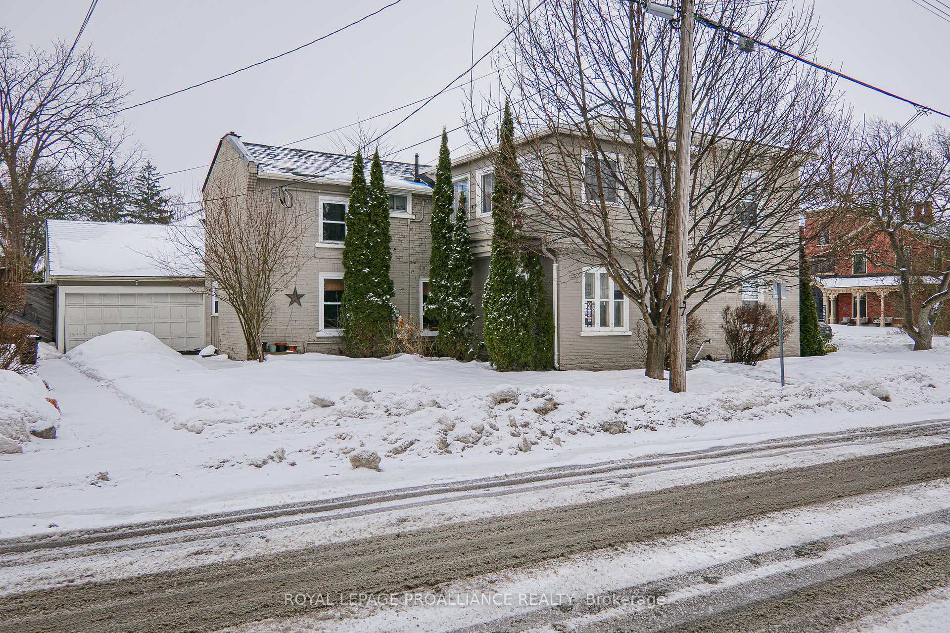 Photo 5 of 24 Queen Street, Belleville, Belleville Ward — HOMEH