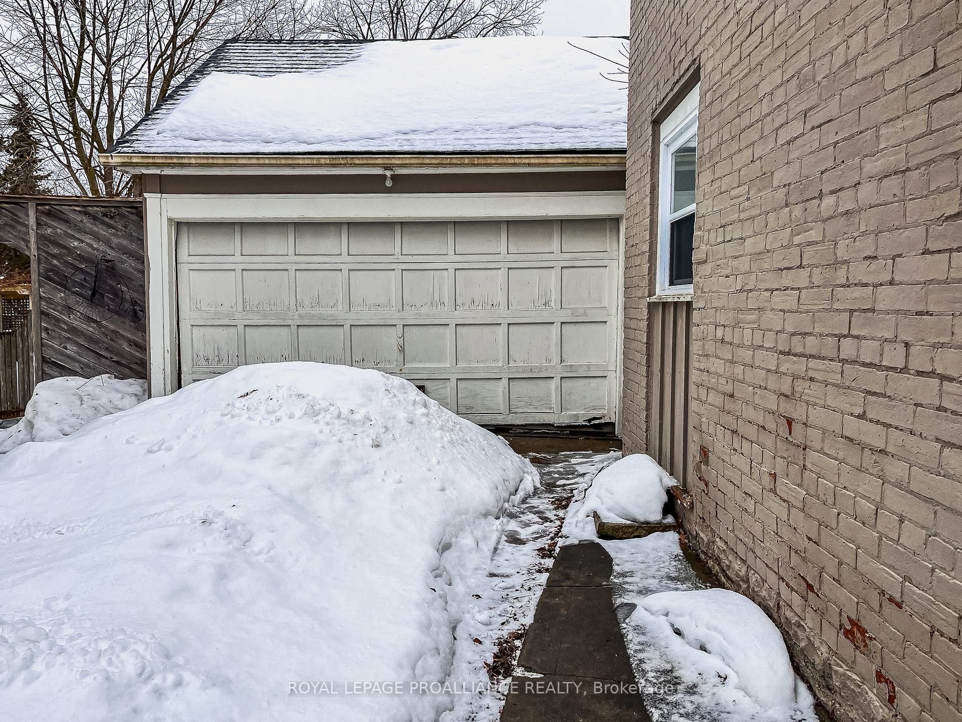Photo 7 of 24 Queen Street, Belleville, Belleville Ward — HOMEH