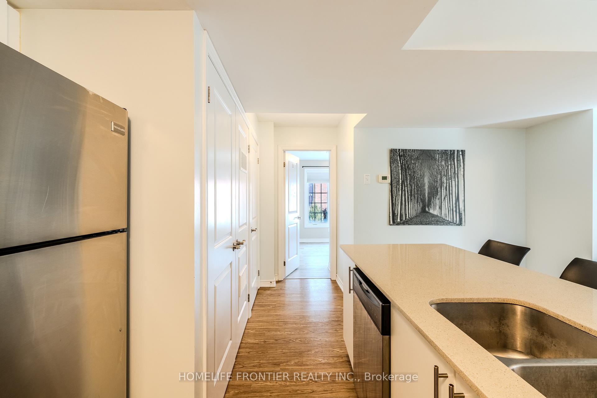 Photo 6 of Unit 16, 244 Penetanguishene Road, Barrie, Georgian Drive — HOMEH