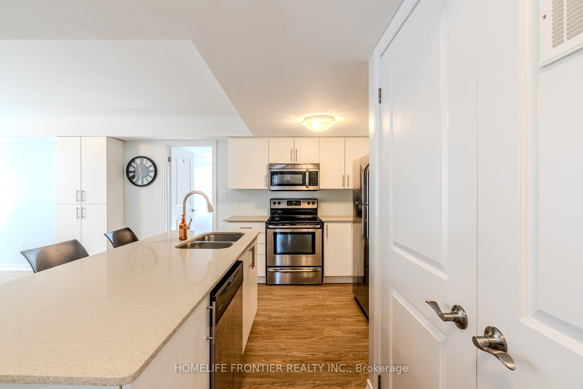Photo 7 of Unit 16, 244 Penetanguishene Road, Barrie, Georgian Drive — HOMEH