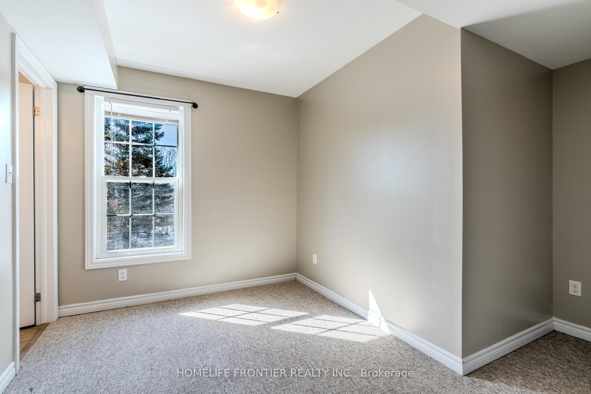 Photo 12 of Unit 16, 244 Penetanguishene Road, Barrie, Georgian Drive — HOMEH