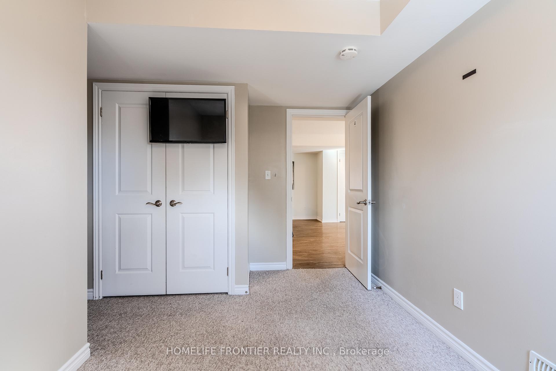 Photo 14 of Unit 16, 244 Penetanguishene Road, Barrie, Georgian Drive — HOMEH
