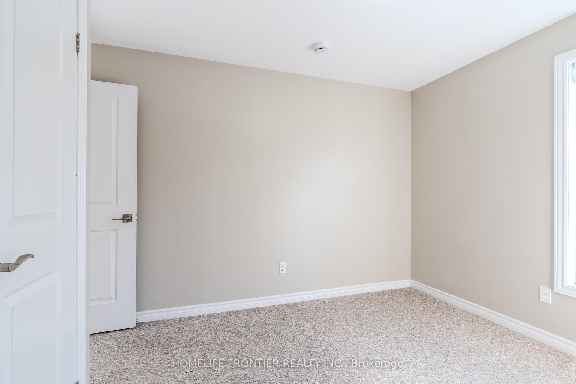 Photo 26 of Unit 16, 244 Penetanguishene Road, Barrie, Georgian Drive — HOMEH