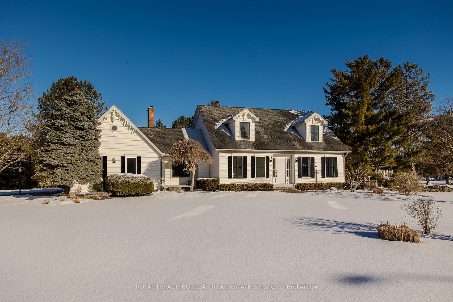 Front of 21 Meander Close