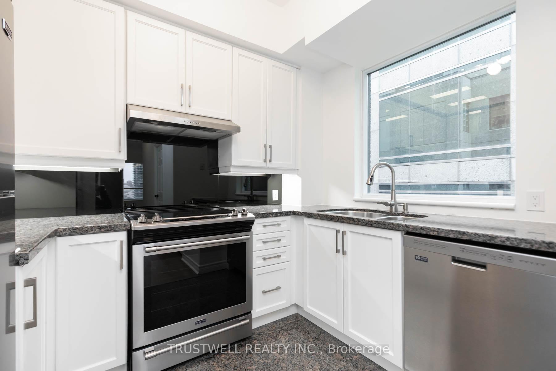 Photo 8 of Unit LPH 03, 55 Bloor Street, Toronto, Church-Yonge Corridor — HOMEH