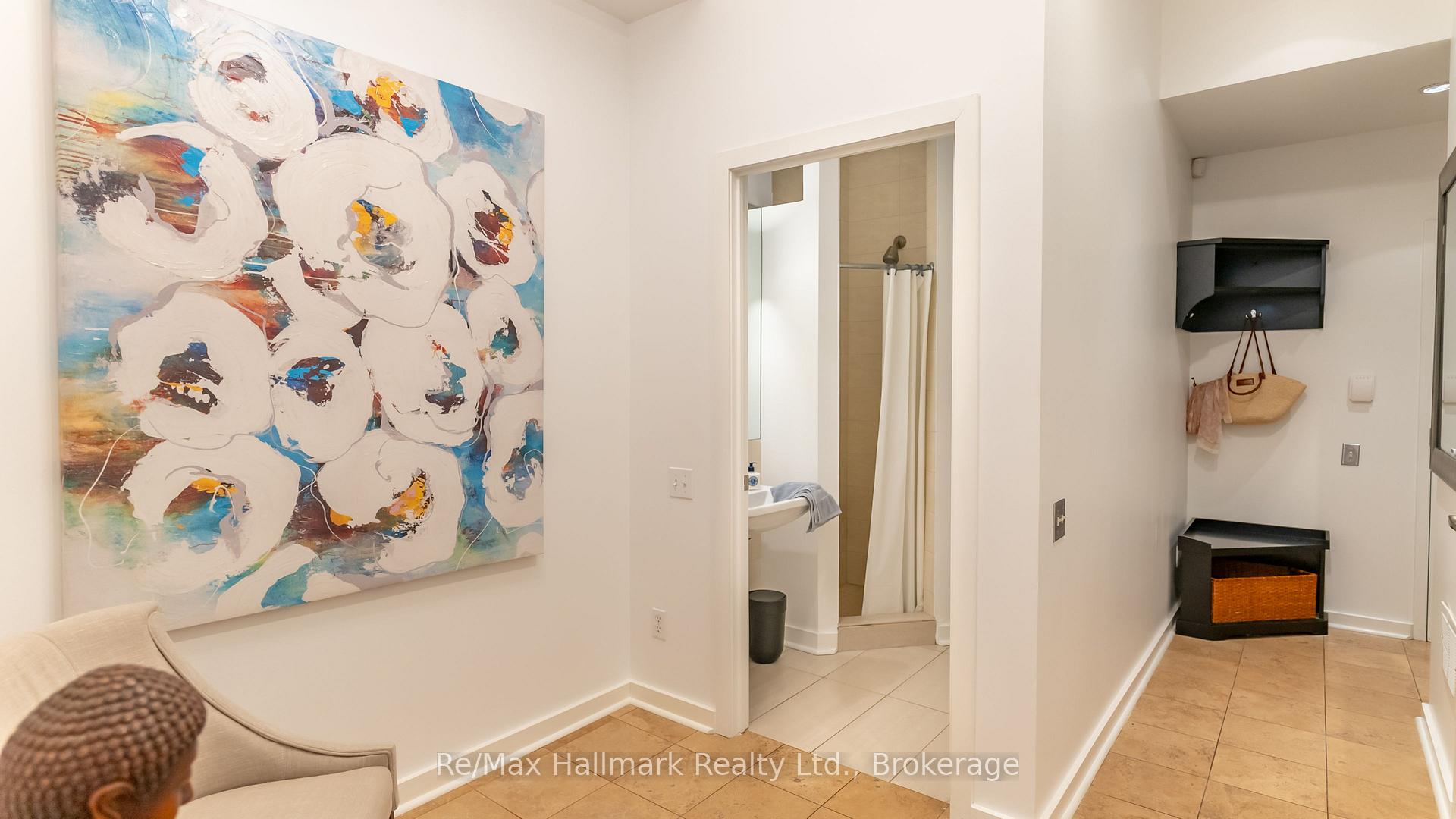 Photo 3 of Unit 4, 39 Old Brewery Lane, Toronto, Regent Park — HOMEH