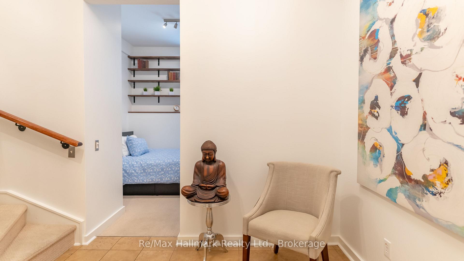 Photo 4 of Unit 4, 39 Old Brewery Lane, Toronto, Regent Park — HOMEH