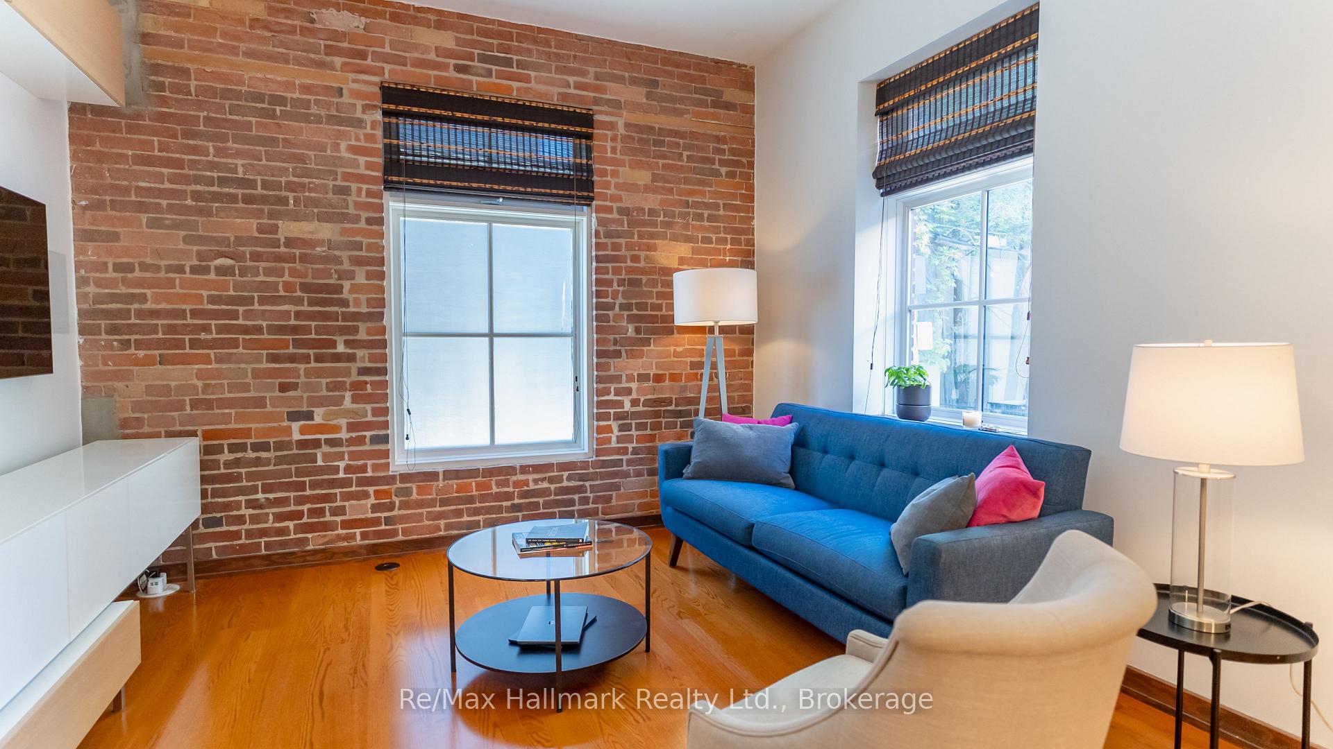 Photo 6 of Unit 4, 39 Old Brewery Lane, Toronto, Regent Park — HOMEH