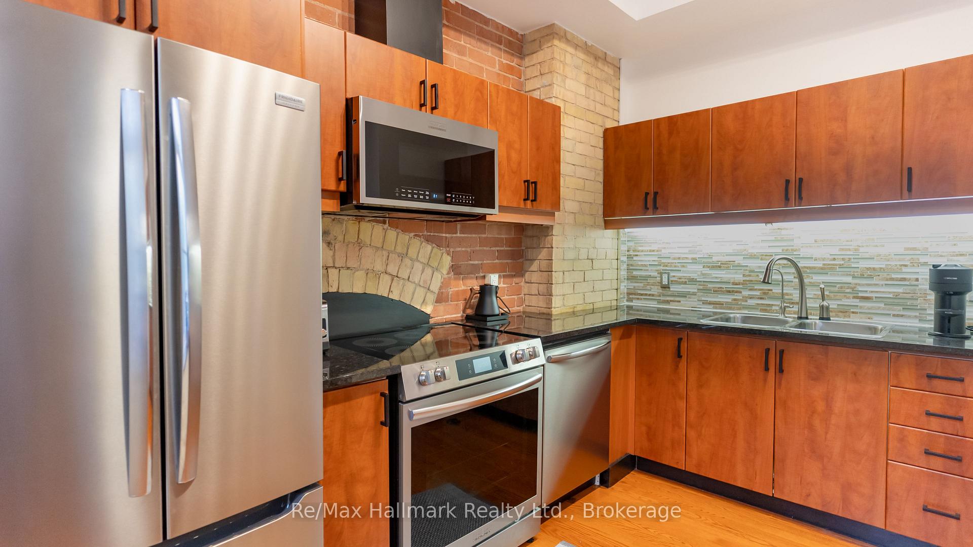 Photo 21 of Unit 4, 39 Old Brewery Lane, Toronto, Regent Park — HOMEH