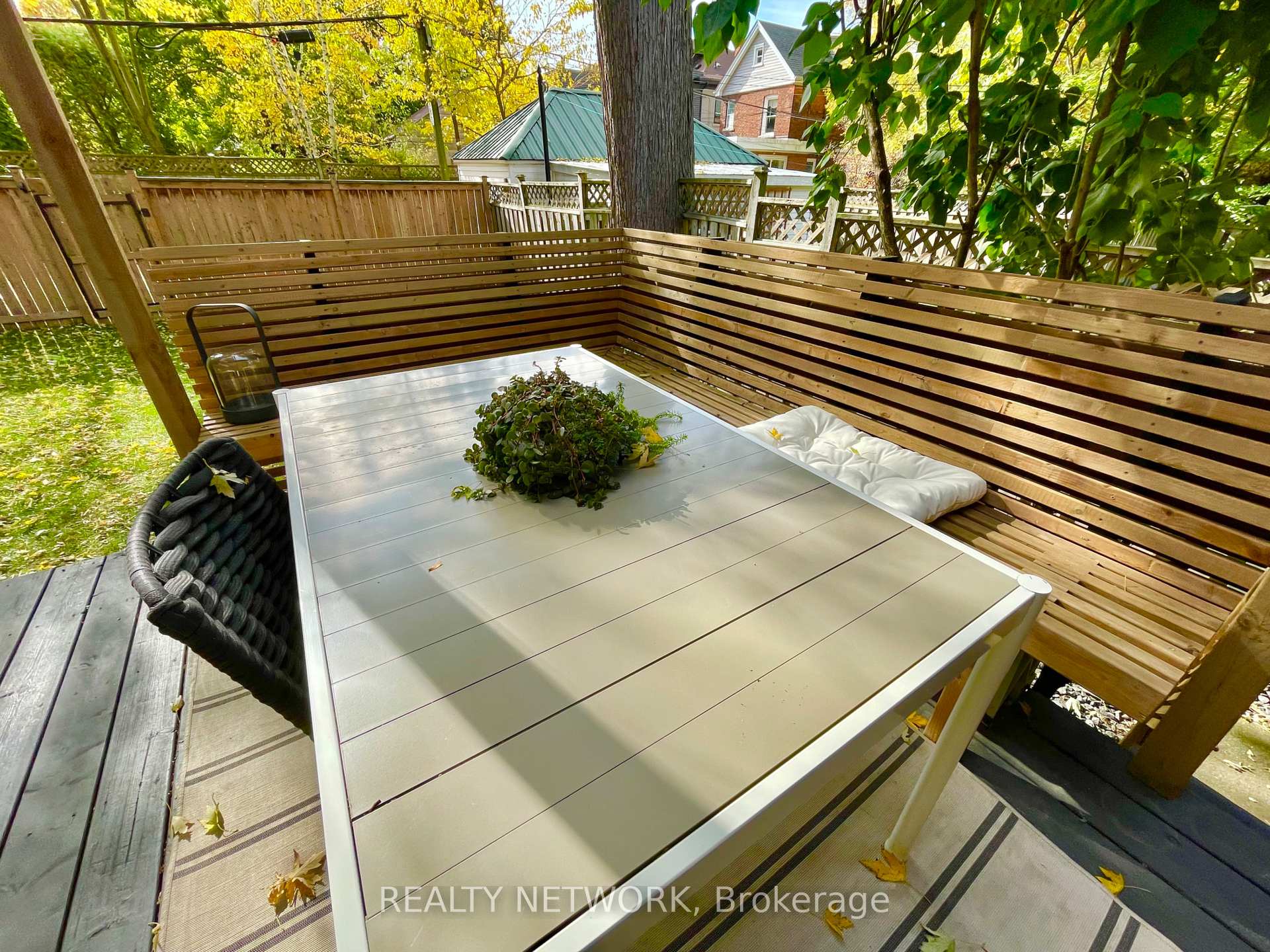 Photo 39 of 481 Aberdeen Avenue, Hamilton, Kirkendall — HOMEH