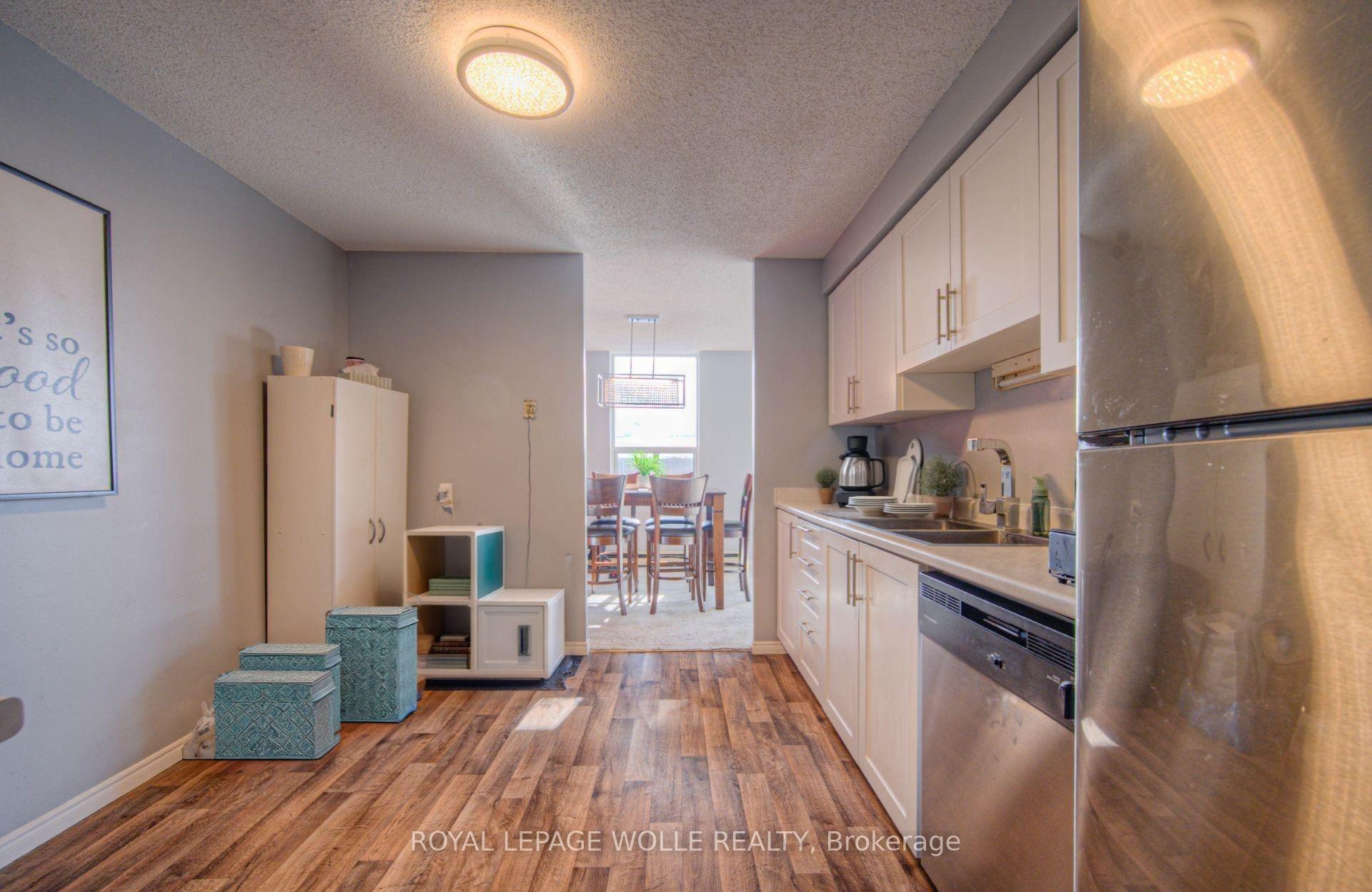 Photo 8 of Unit 710, 35 Green Valley Drive, Kitchener — HOMEH