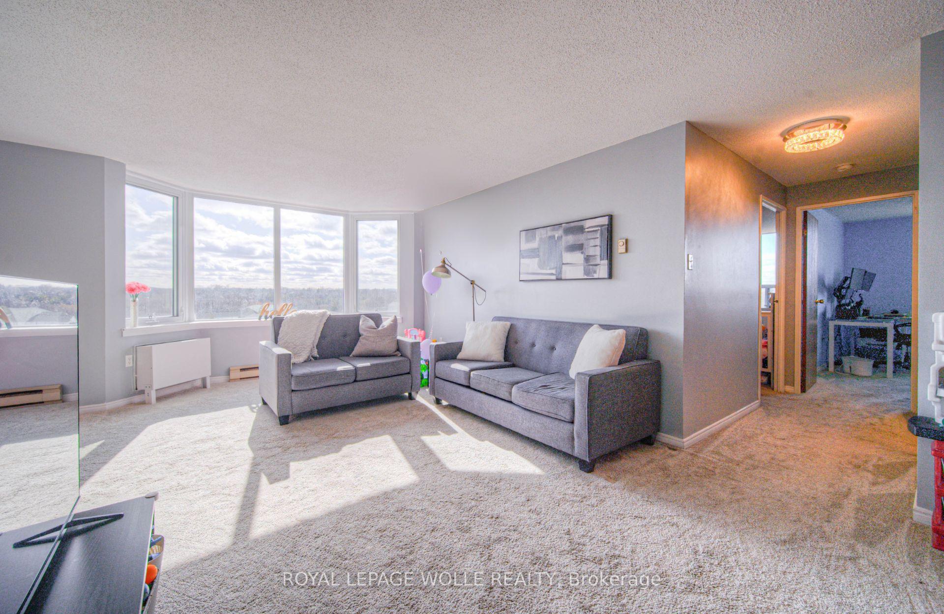 Photo 17 of Unit 710, 35 Green Valley Drive, Kitchener — HOMEH