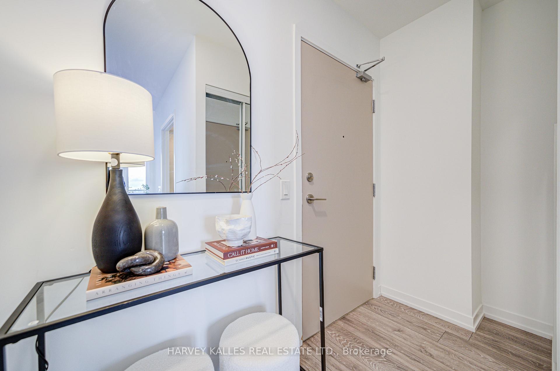 Photo 3 of Unit PH05, 2020 Bathurst Street, Toronto, Humewood-Cedarvale — HOMEH