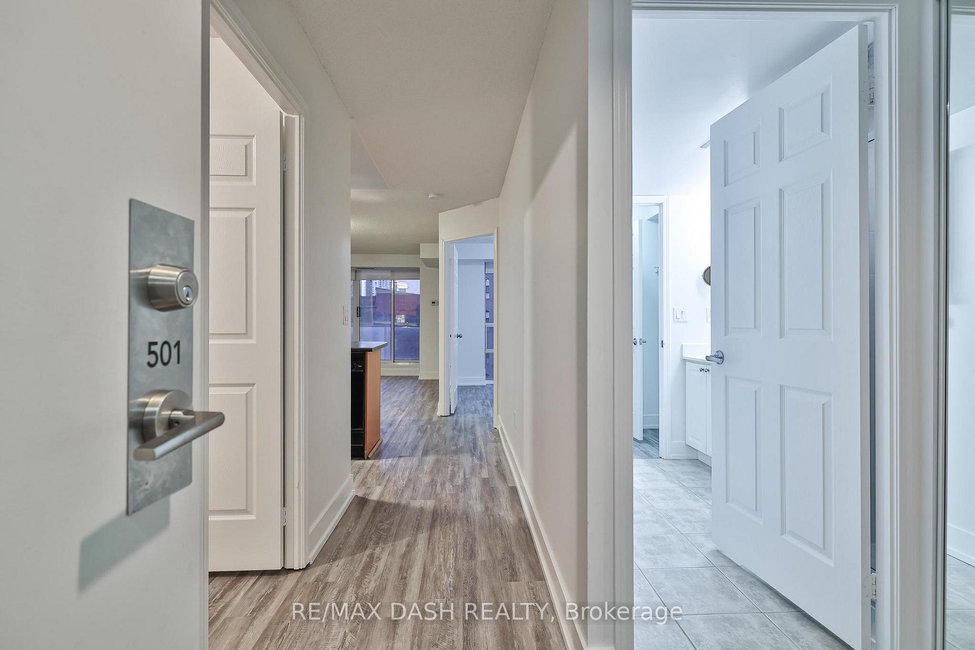 Photo 3 of Unit 501, 330 Adelaide Street E, Toronto, Moss Park — HOMEH