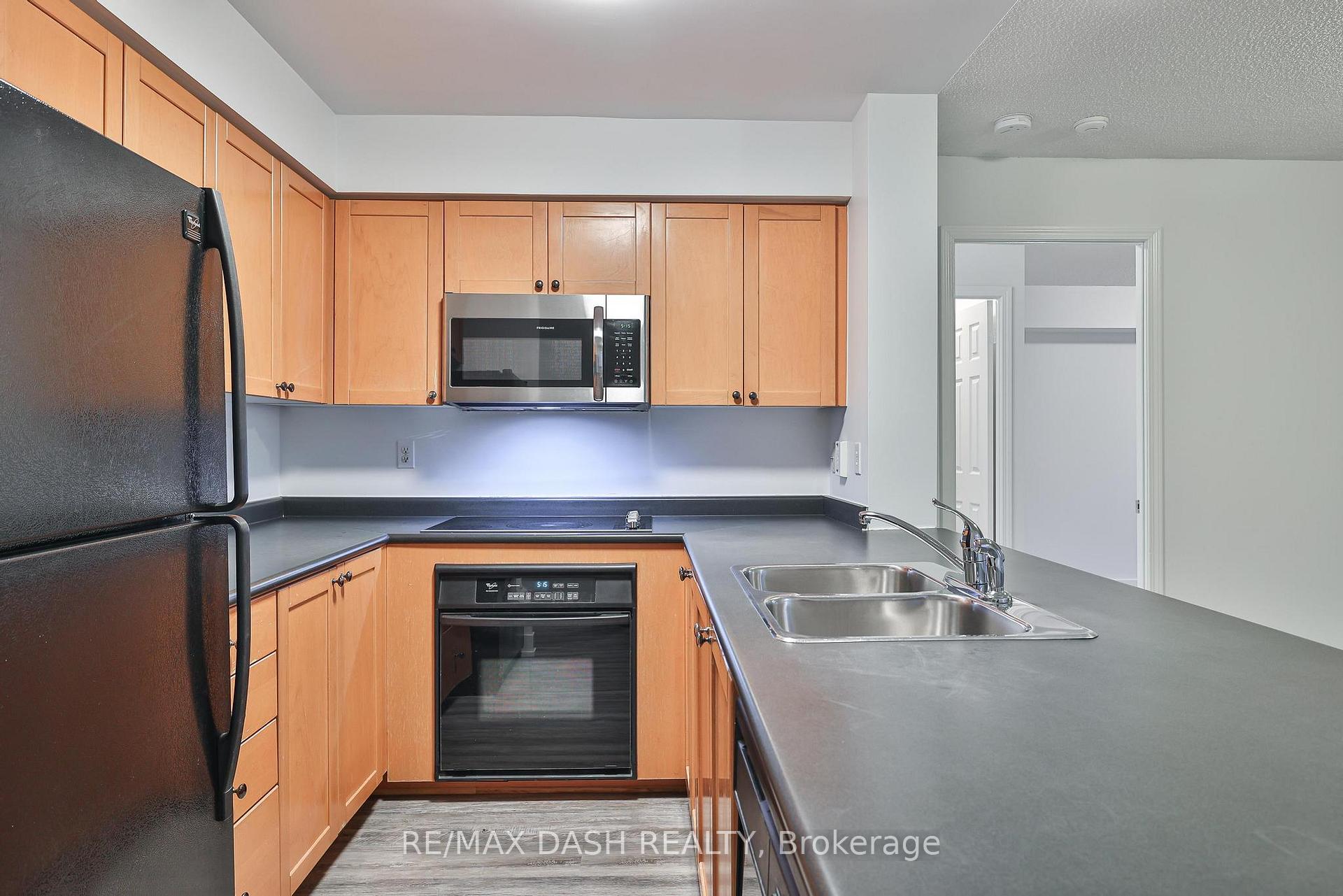 Photo 9 of Unit 501, 330 Adelaide Street E, Toronto, Moss Park — HOMEH
