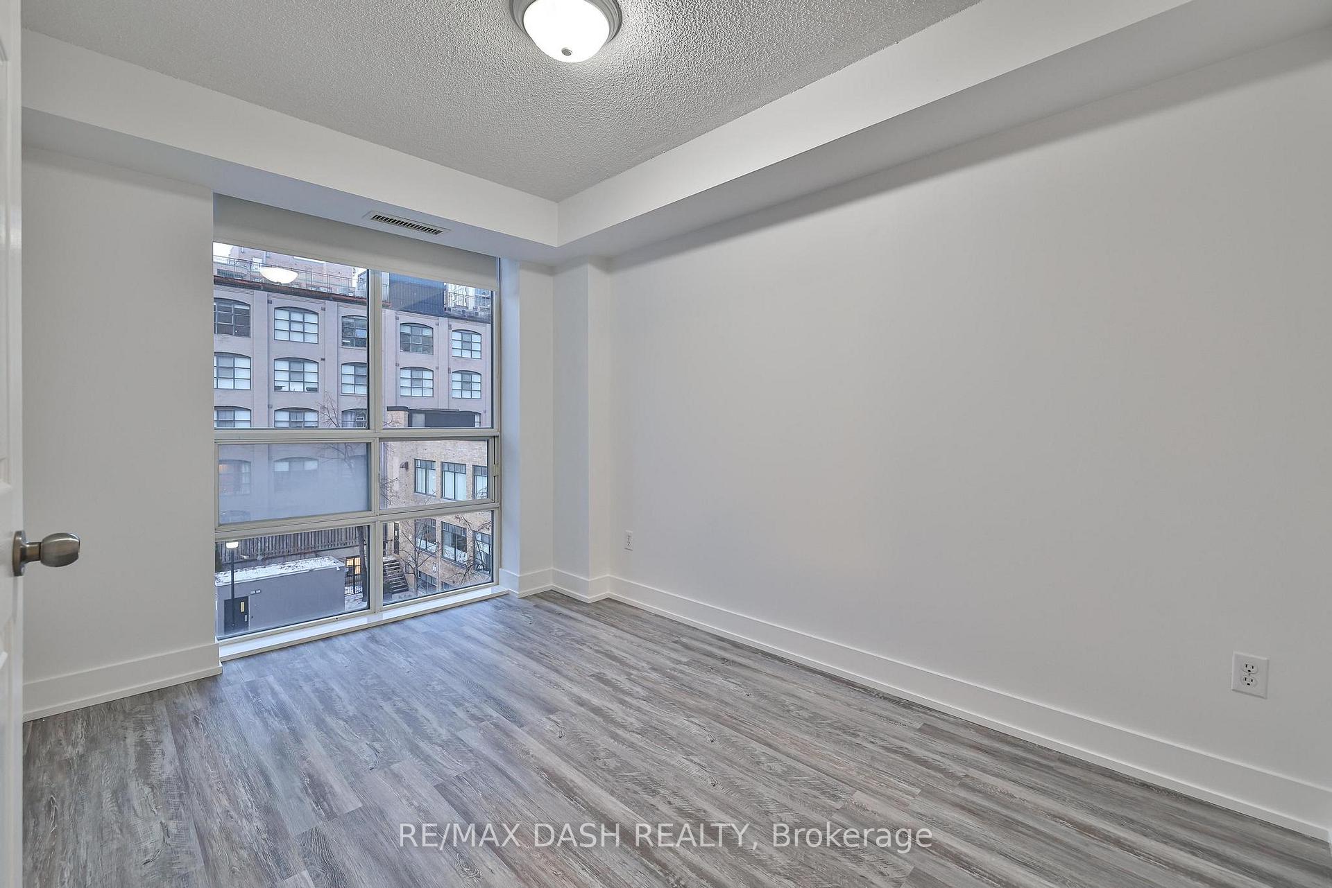 Photo 10 of Unit 501, 330 Adelaide Street E, Toronto, Moss Park — HOMEH