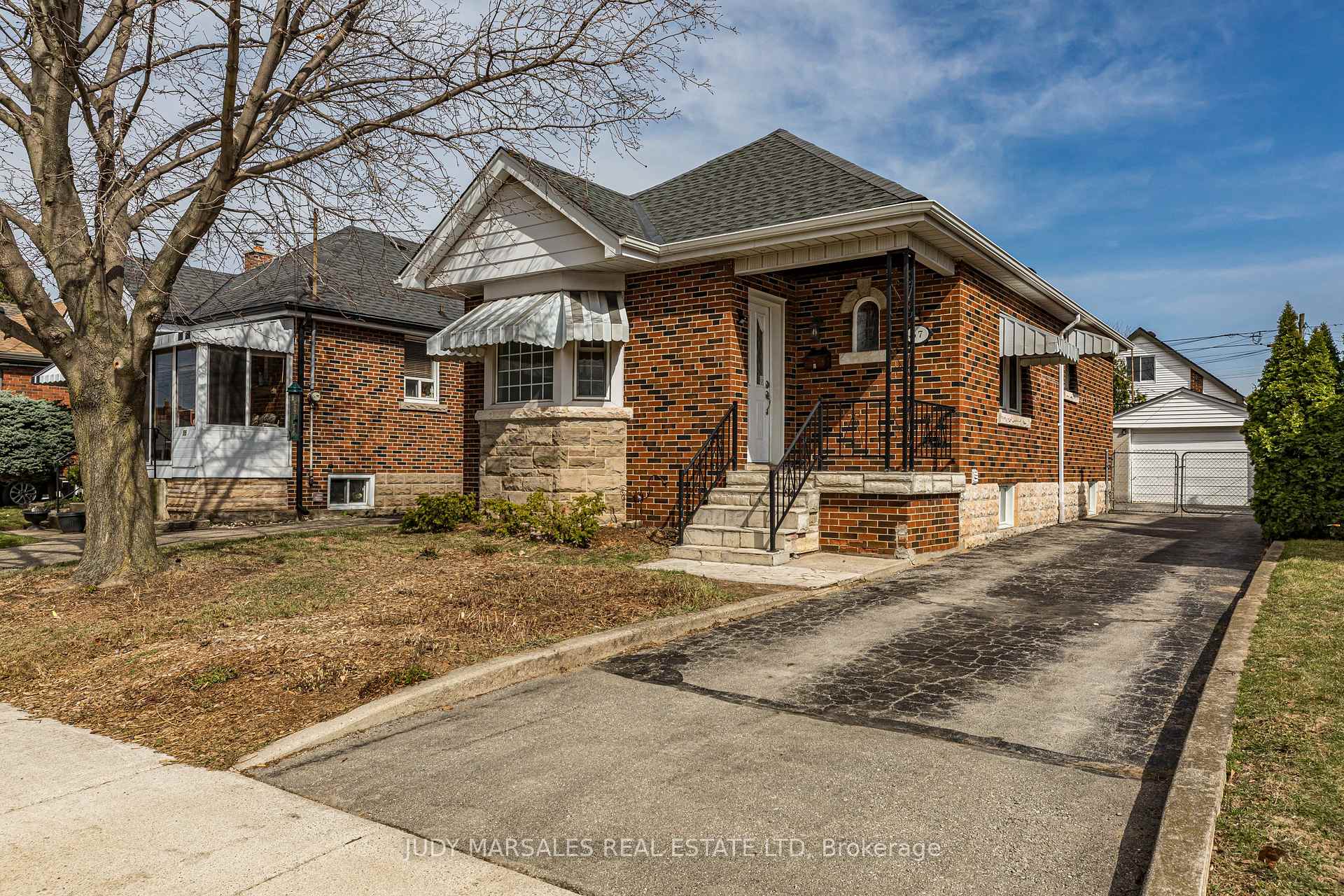 Photo 1 of 57 Cameron Avenue S, Hamilton, Bartonville — HOMEH