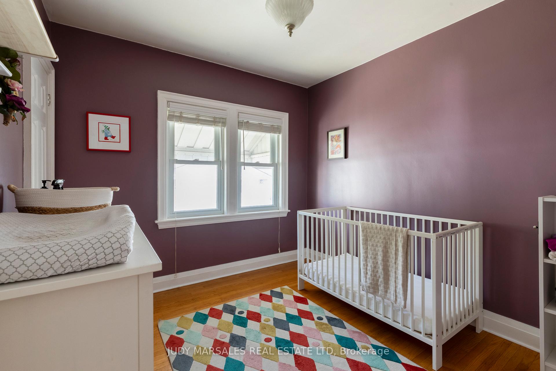 Photo 26 of 57 Cameron Avenue S, Hamilton, Bartonville — HOMEH