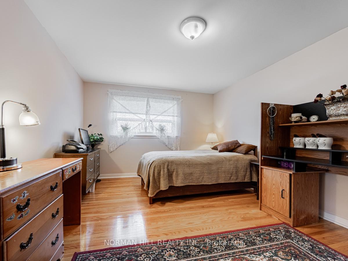Photo 23 of 41 Braemar Drive, Brampton, Avondale — HOMEH
