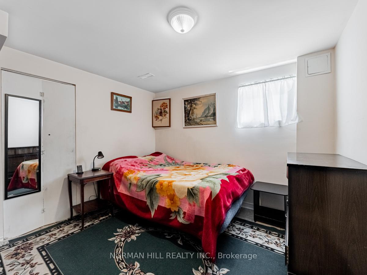 Photo 37 of 41 Braemar Drive, Brampton, Avondale — HOMEH