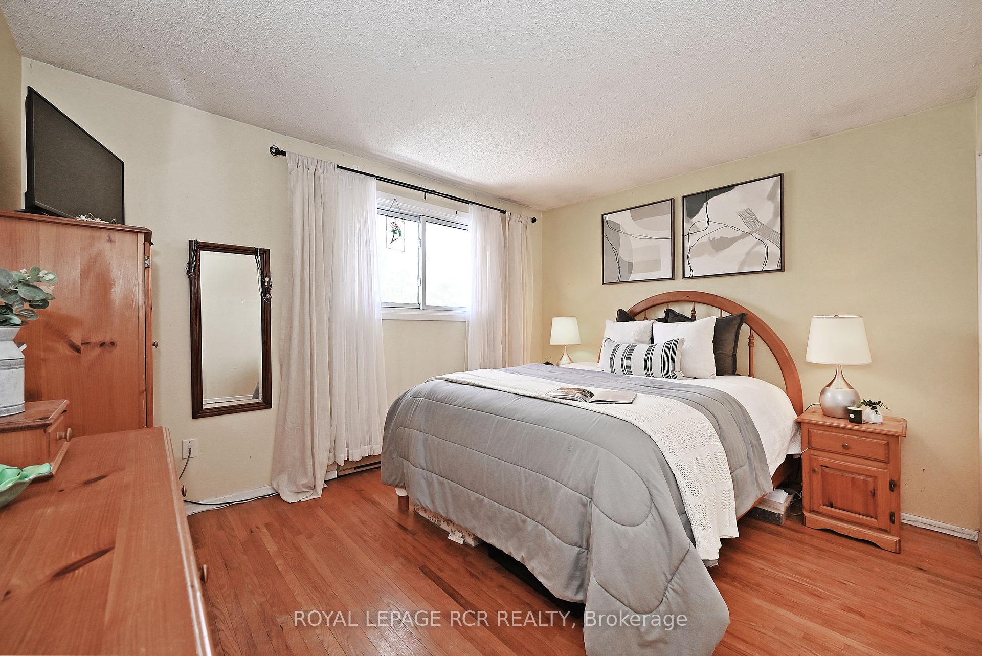 Photo 9 of 41 The Boulevard, New Tecumseth, Tottenham — HOMEH