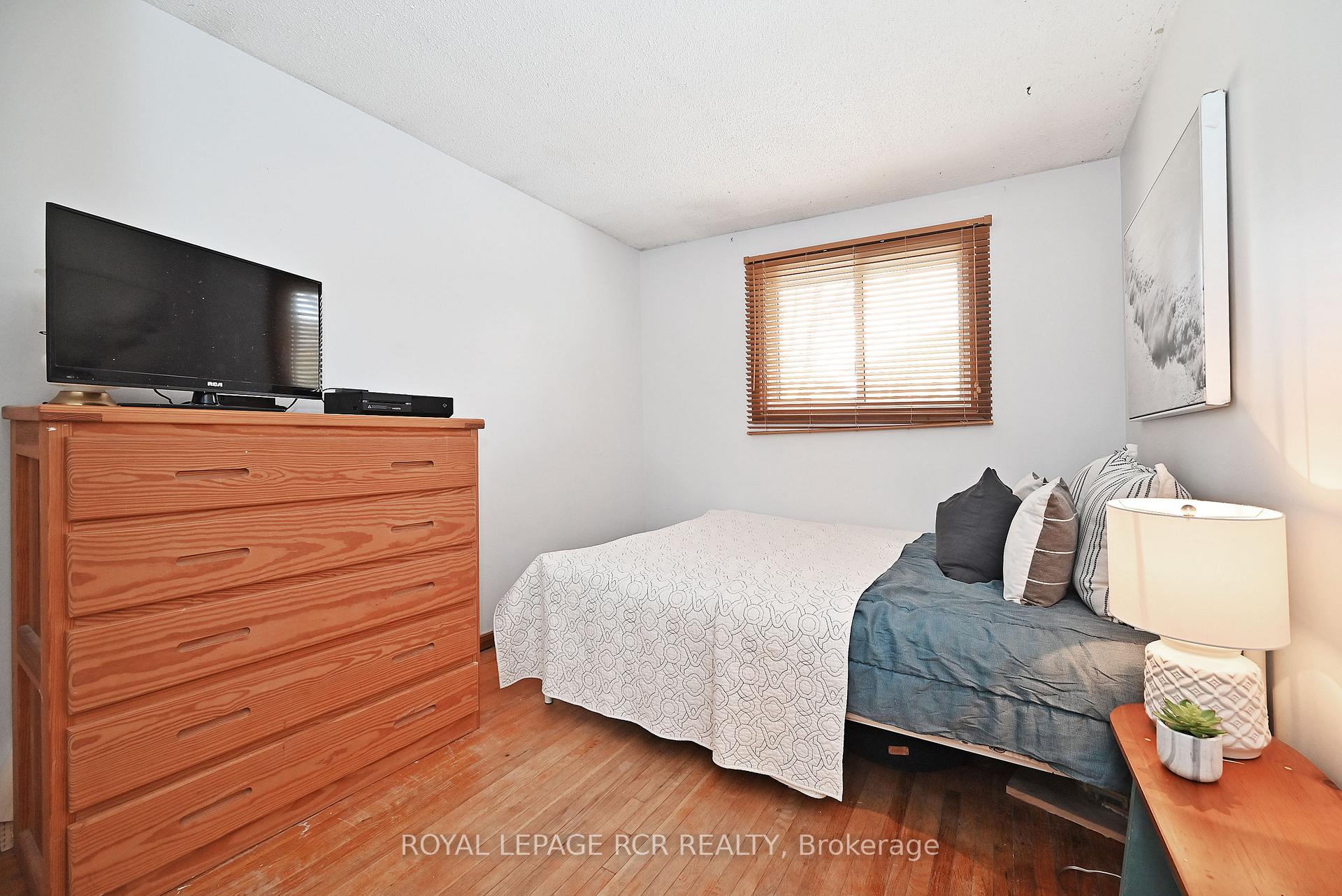 Photo 17 of 41 The Boulevard, New Tecumseth, Tottenham — HOMEH