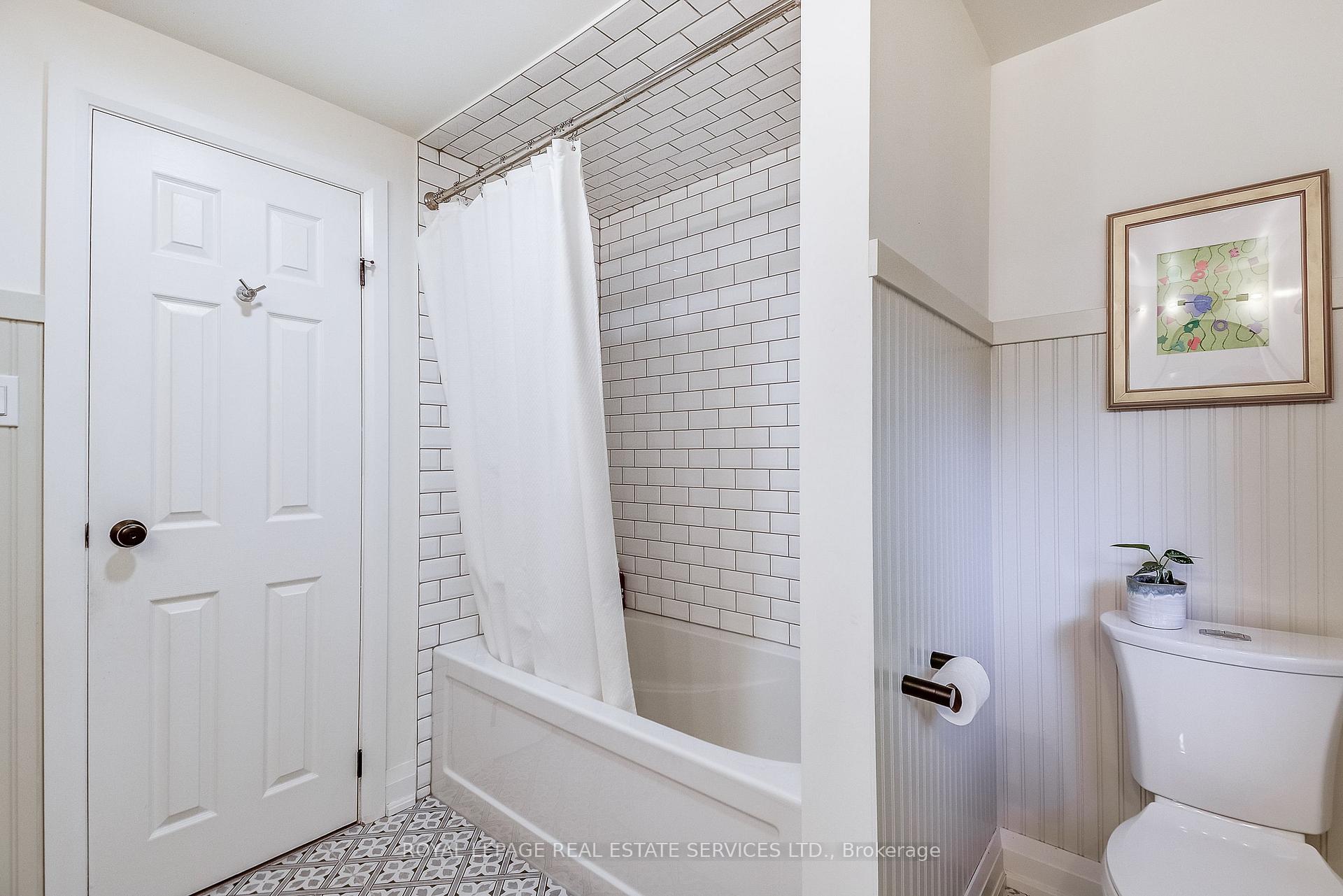 Photo 30 of 676 Meadow Lane, Burlington, Appleby — HOMEH