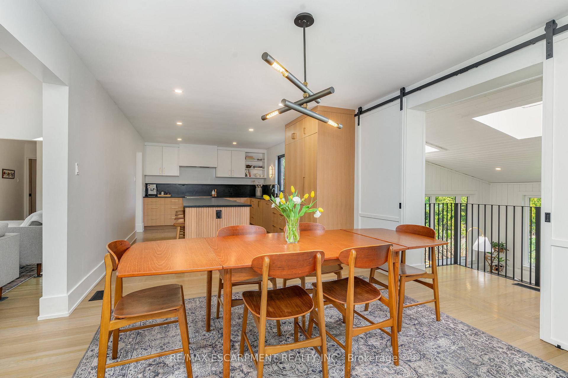 Photo 14 of 130 Hillcrest Avenue, Hamilton, Greensville — HOMEH