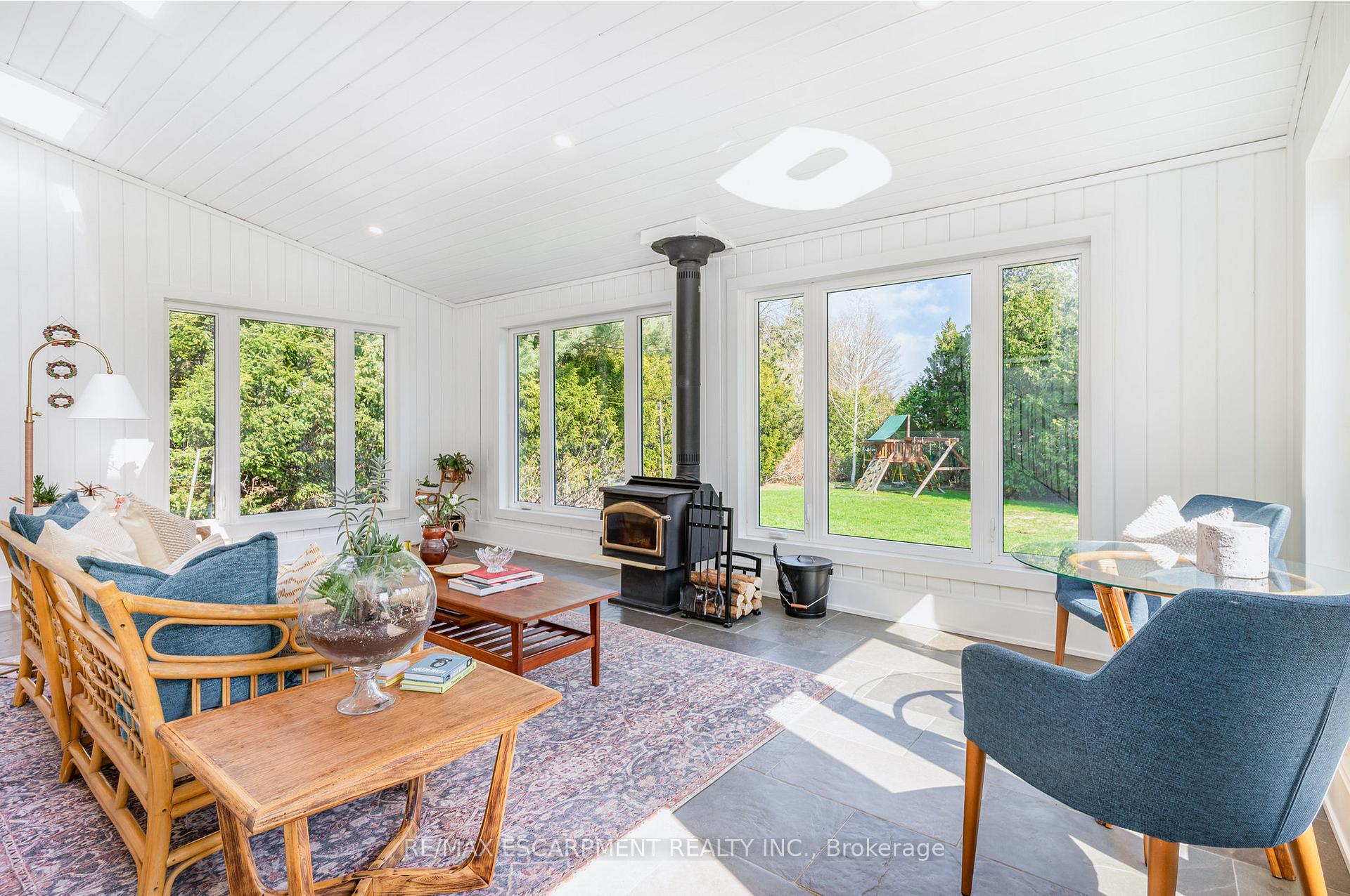 Photo 6 of 130 Hillcrest Avenue, Hamilton, Greensville — HOMEH