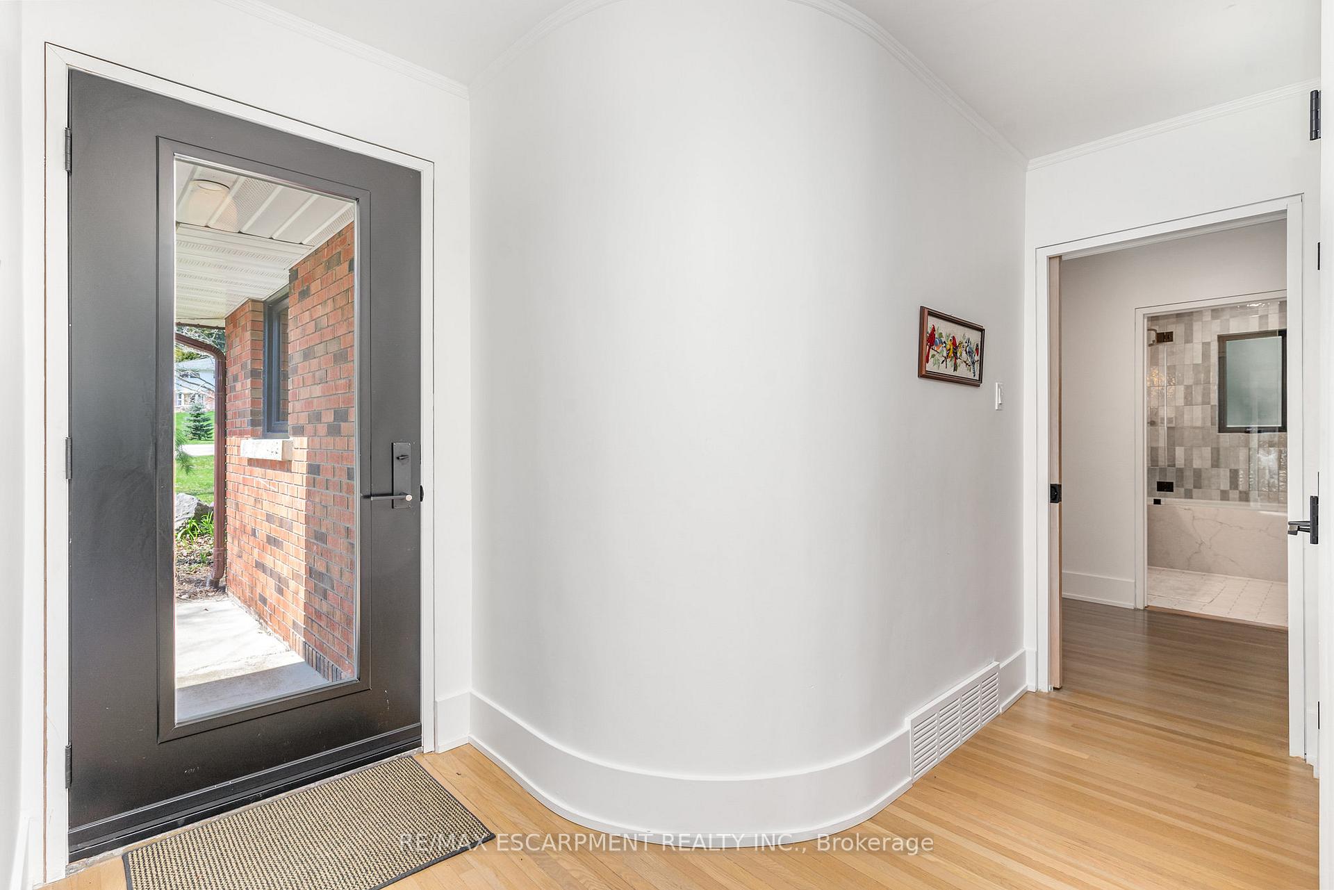 Photo 40 of 130 Hillcrest Avenue, Hamilton, Greensville — HOMEH