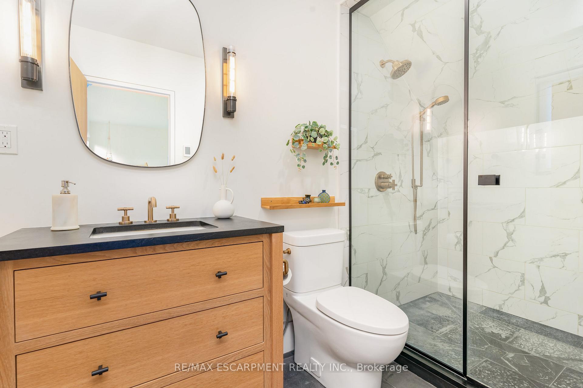 Photo 47 of 130 Hillcrest Avenue, Hamilton, Greensville — HOMEH