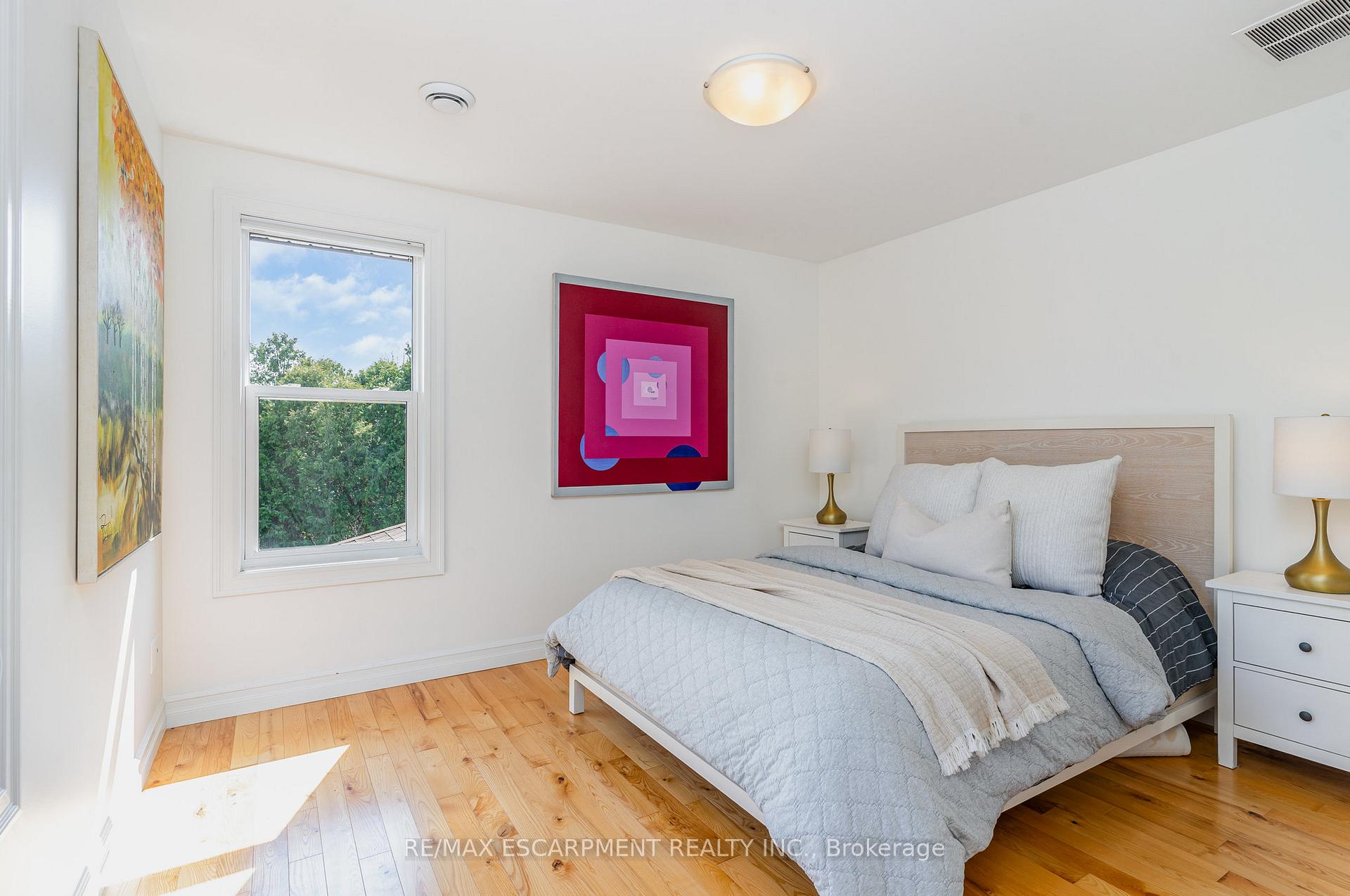 Photo 21 of 130 Hillcrest Avenue, Hamilton, Greensville — HOMEH