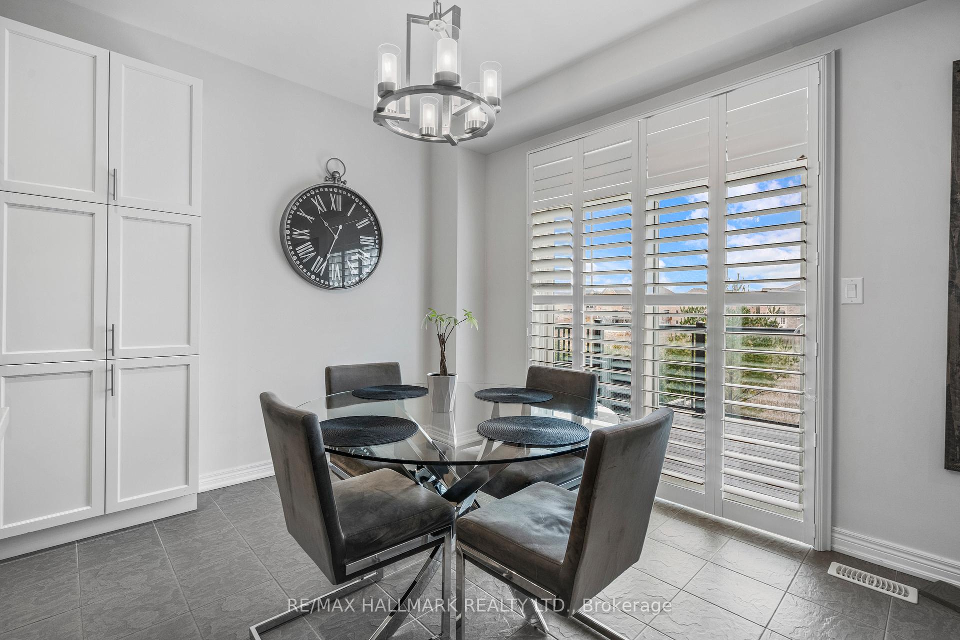Photo 9 of 165 Roy Harper Avenue, Aurora, Rural Aurora — HOMEH