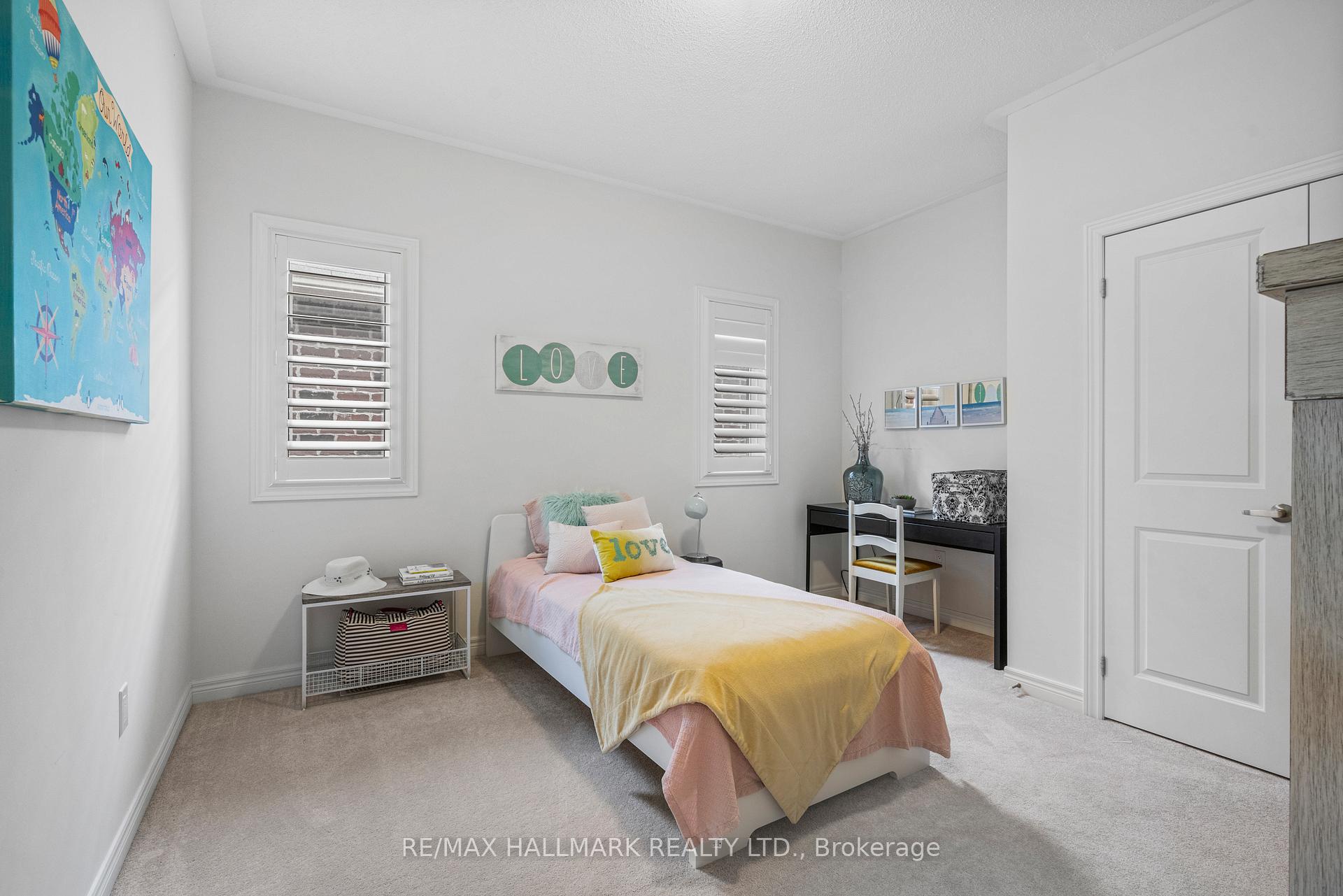Photo 15 of 165 Roy Harper Avenue, Aurora, Rural Aurora — HOMEH