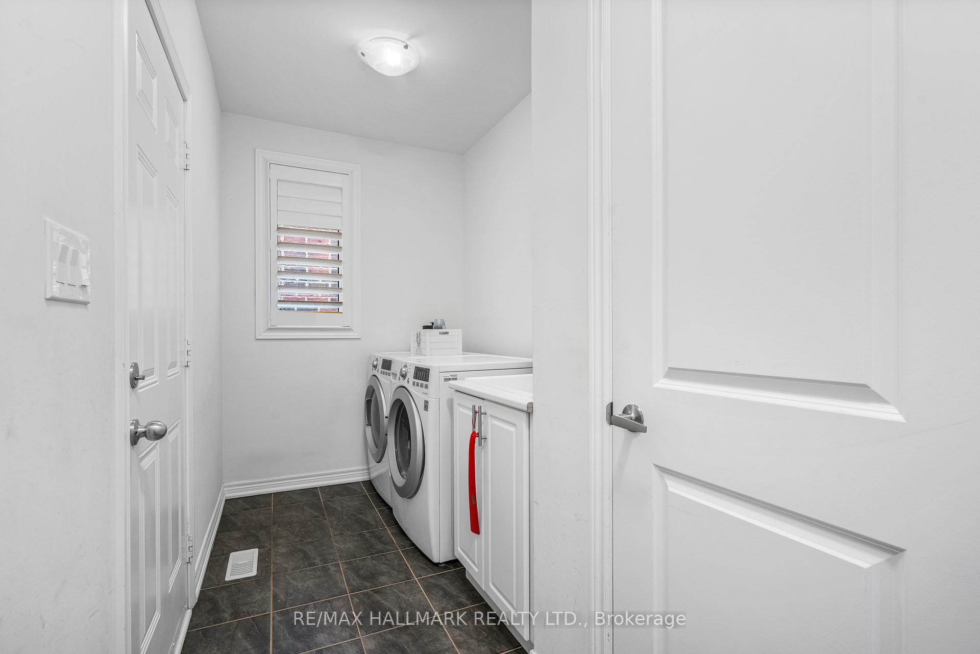 Photo 22 of 165 Roy Harper Avenue, Aurora, Rural Aurora — HOMEH