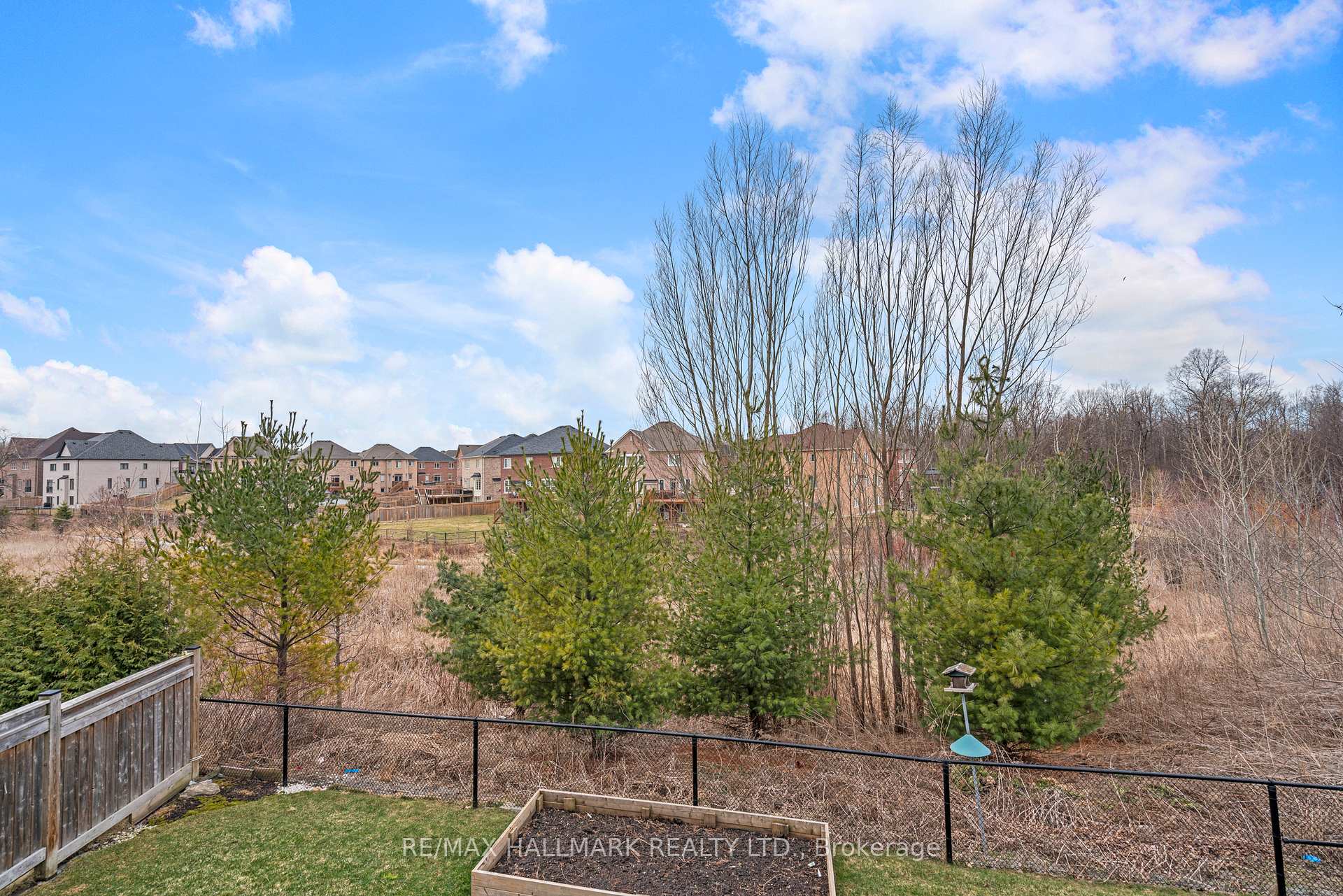 Photo 34 of 165 Roy Harper Avenue, Aurora, Rural Aurora — HOMEH