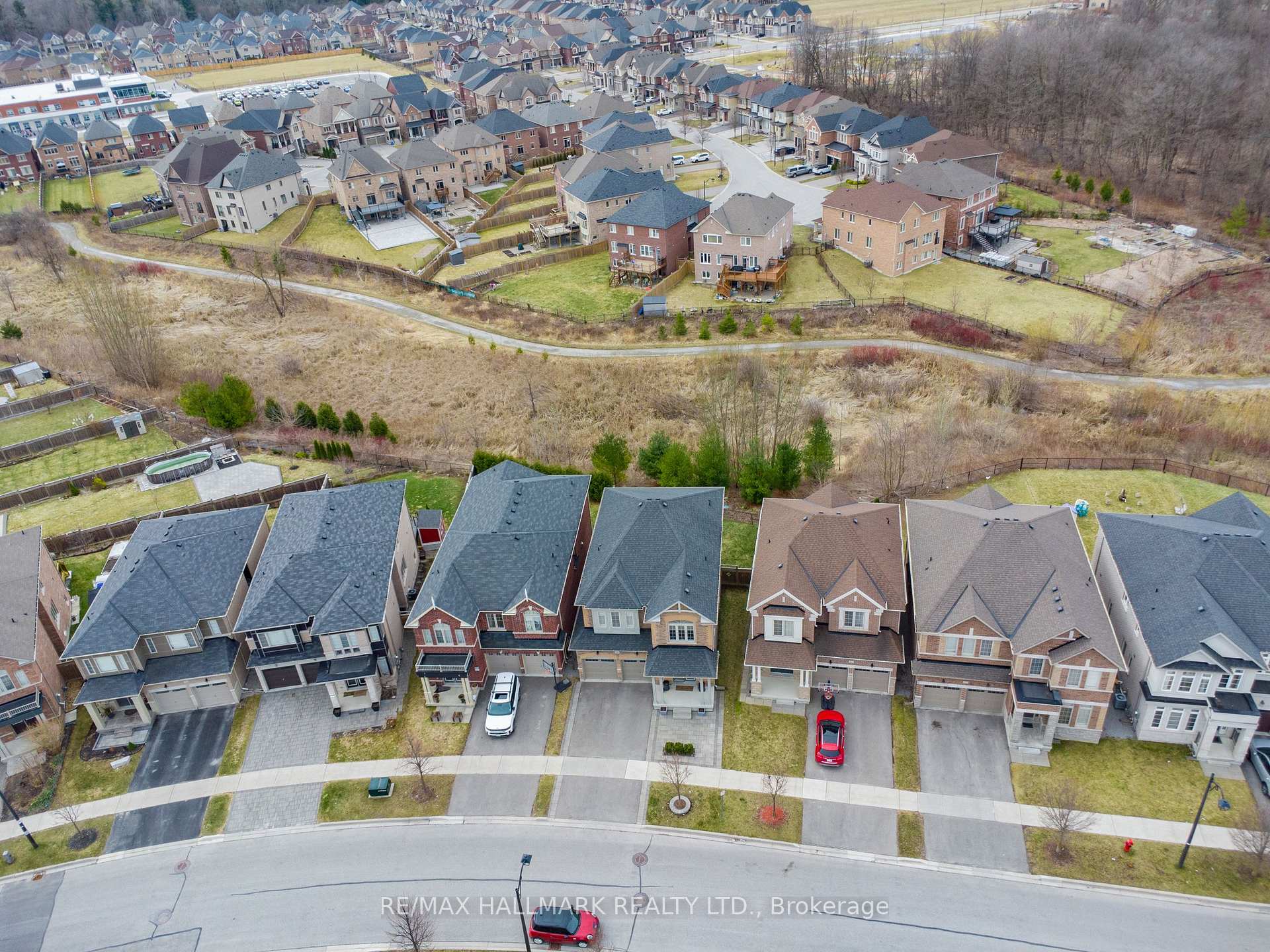 Photo 32 of 165 Roy Harper Avenue, Aurora, Rural Aurora — HOMEH