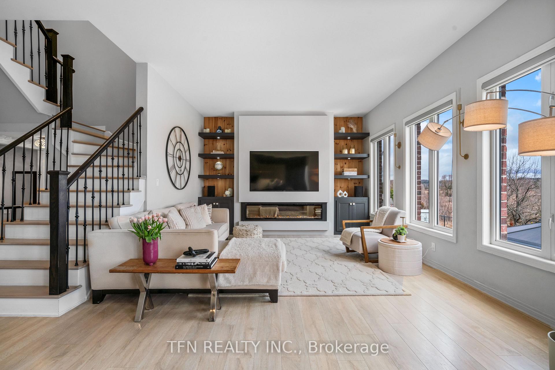 Photo 18 of 79 Turner Drive E, New Tecumseth, Tottenham — HOMEH