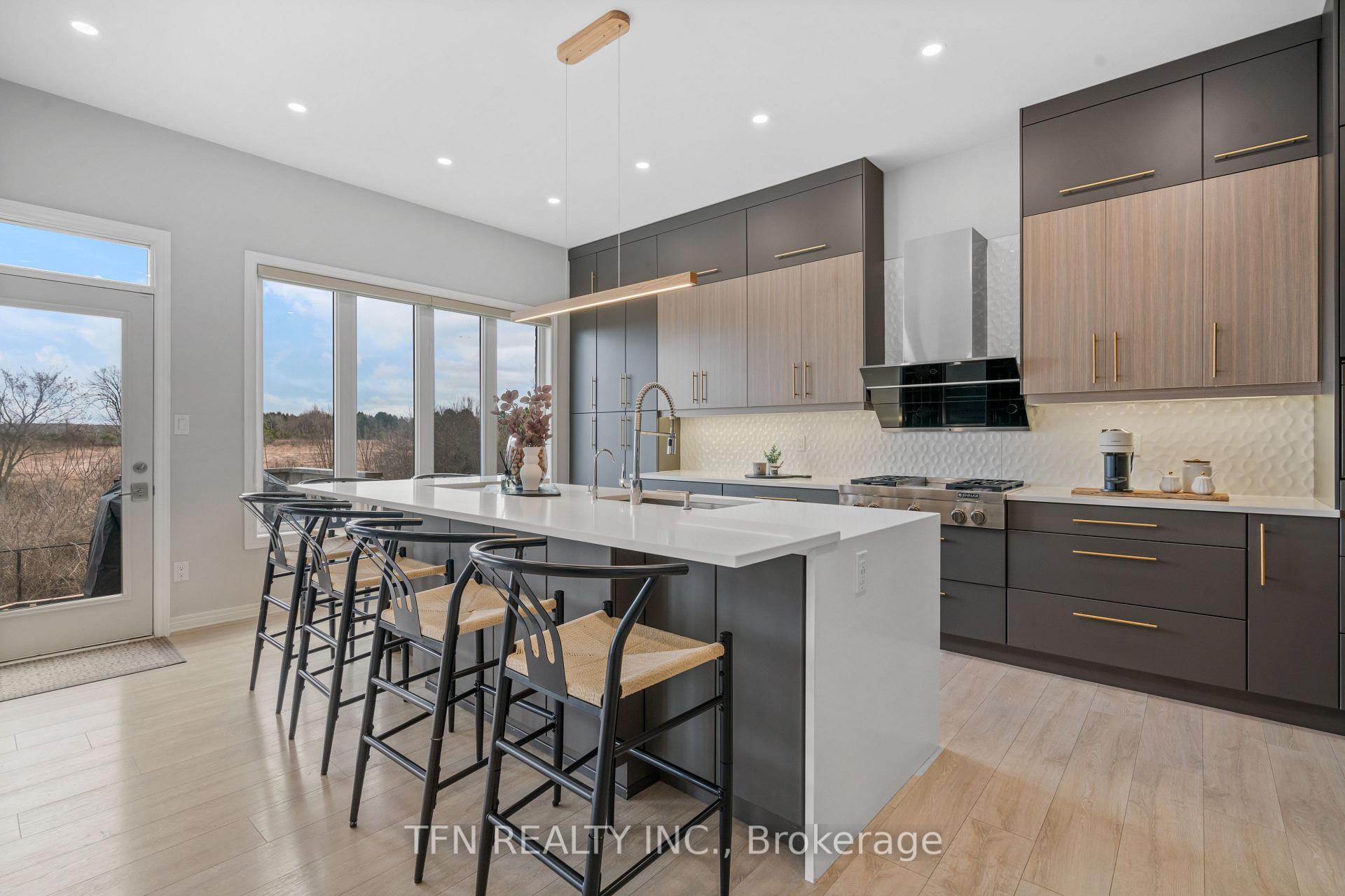 Photo 19 of 79 Turner Drive E, New Tecumseth, Tottenham — HOMEH