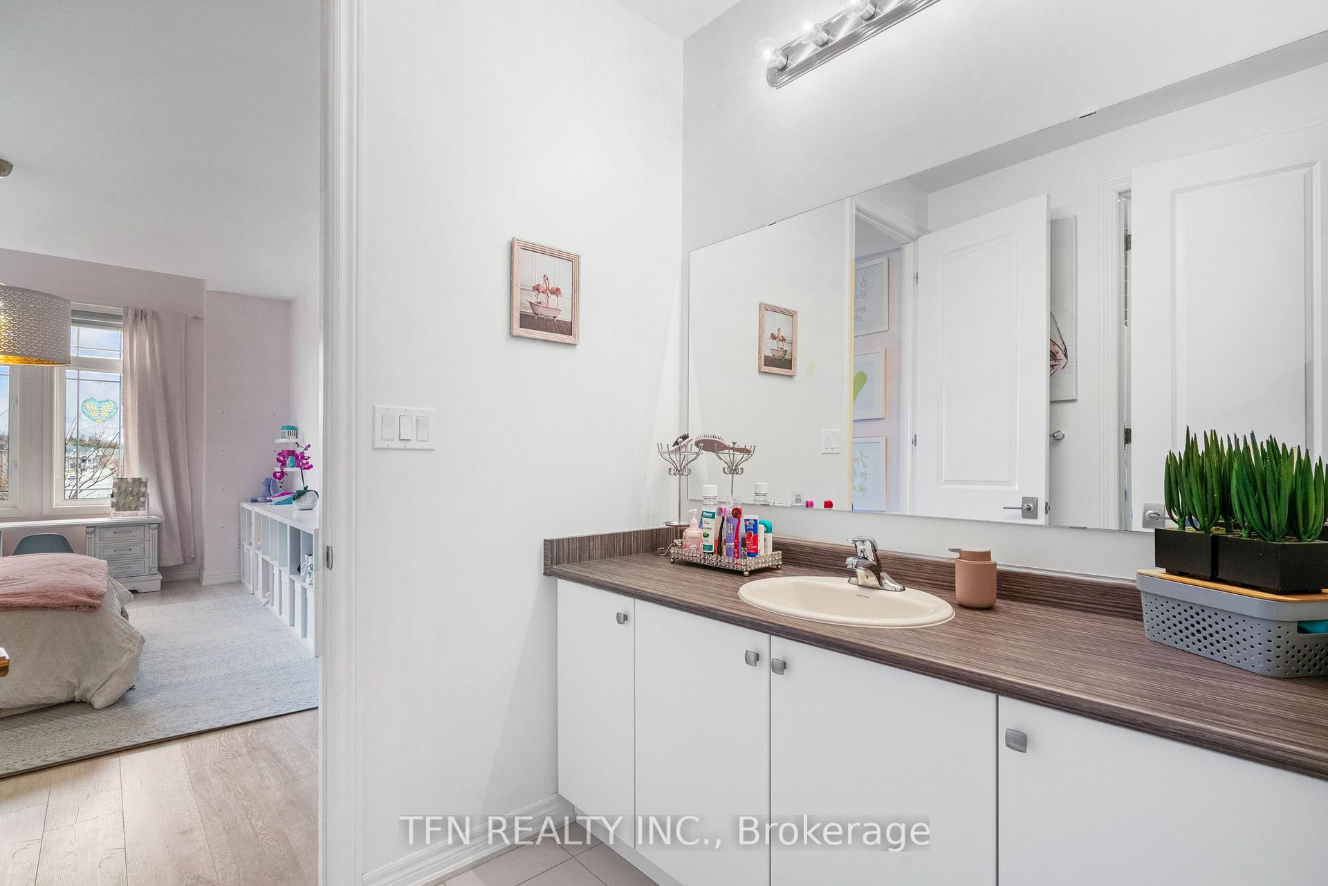 Photo 17 of 79 Turner Drive E, New Tecumseth, Tottenham — HOMEH