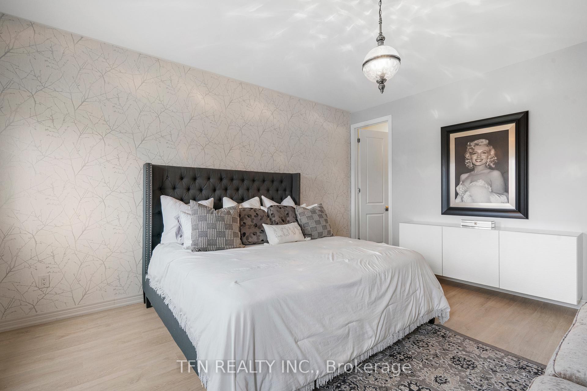 Photo 20 of 79 Turner Drive E, New Tecumseth, Tottenham — HOMEH