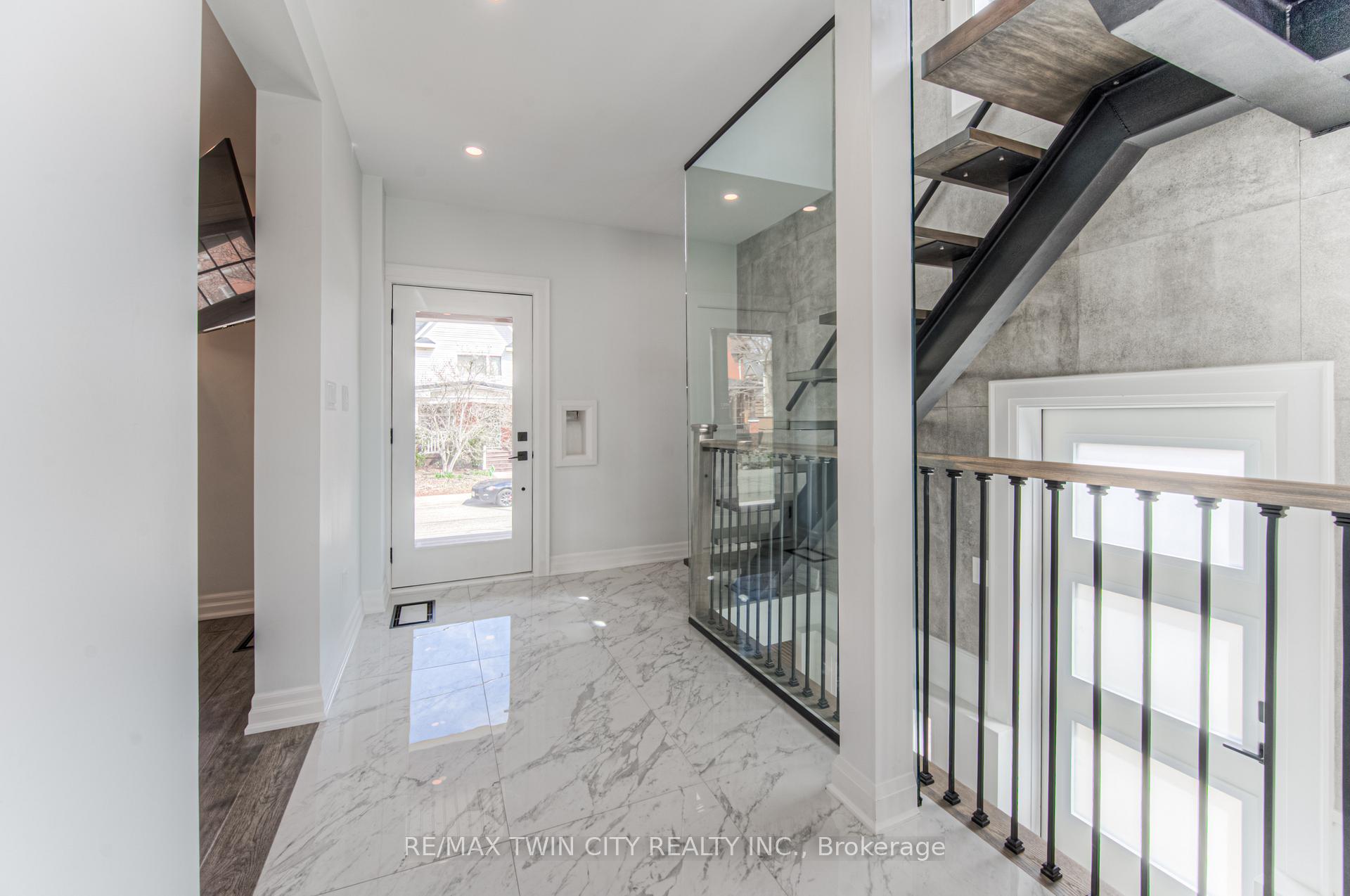 Photo 3 of 31 Dekay Street, Waterloo — HOMEH