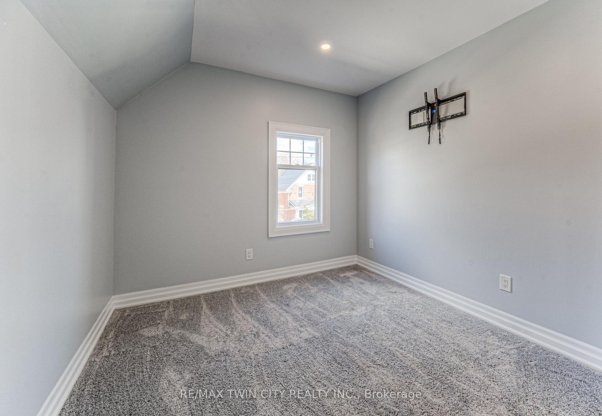 Photo 22 of 31 Dekay Street, Waterloo — HOMEH