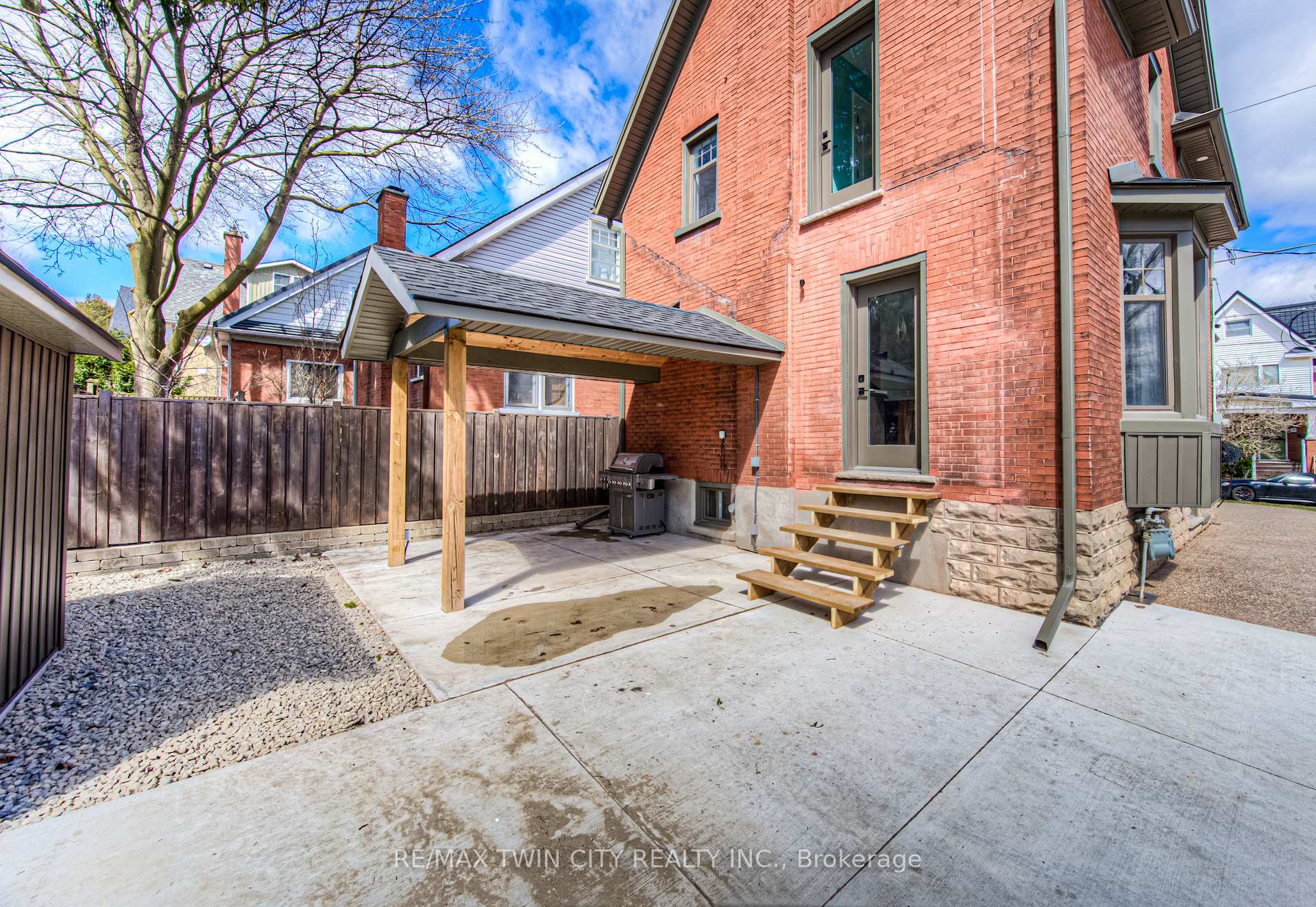 Photo 40 of 31 Dekay Street, Waterloo — HOMEH