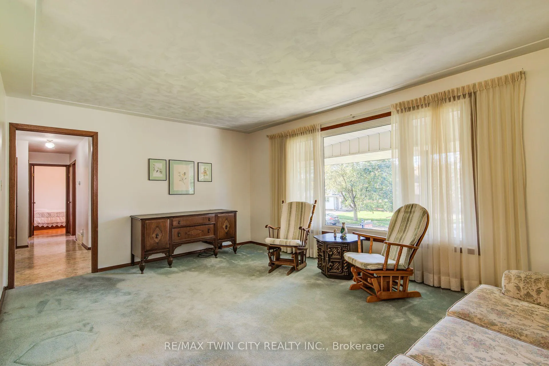 Photo 6 of 39 Kenwood Crescent, Guelph, Junction/Onward Willow — HOMEH