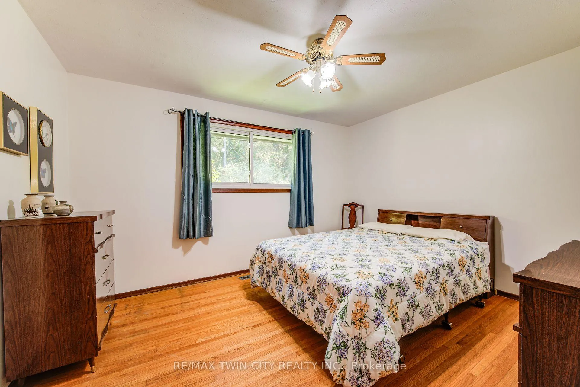Photo 15 of 39 Kenwood Crescent, Guelph, Junction/Onward Willow — HOMEH