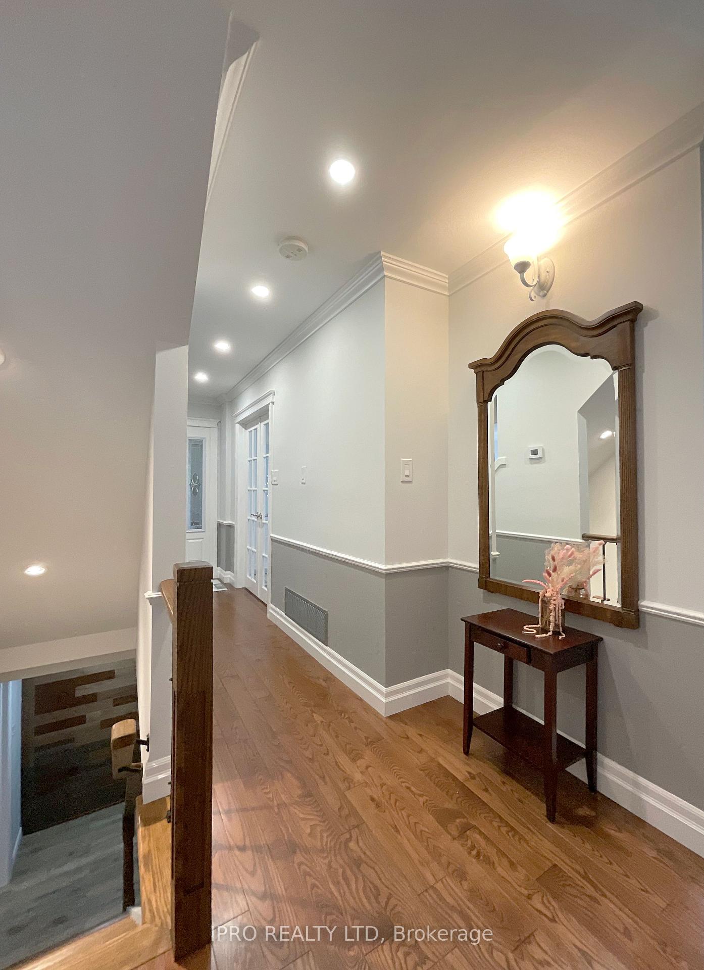 Photo 17 of 73 Wright Crescent, Caledon, Bolton North — HOMEH